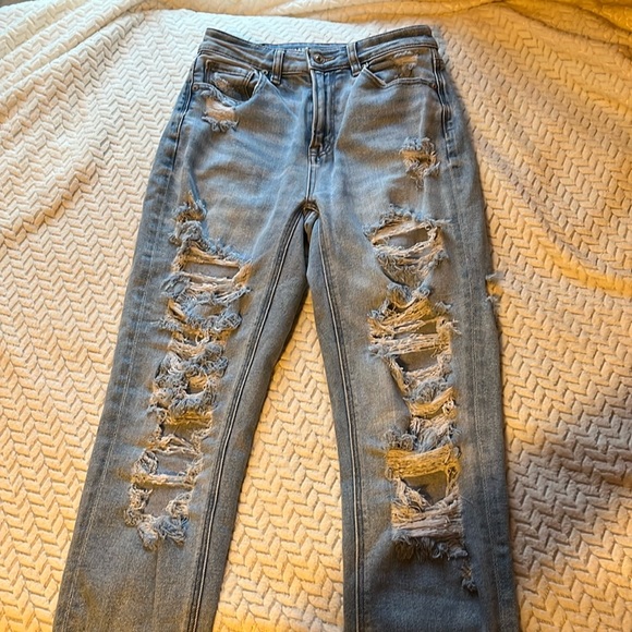 Woman High Rise American Eagle Jeans - Picture 1 of 4